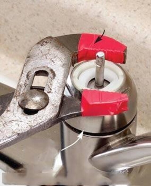 Cách sửa vòi nước rửa bát bị rò rỉ tại nhà 