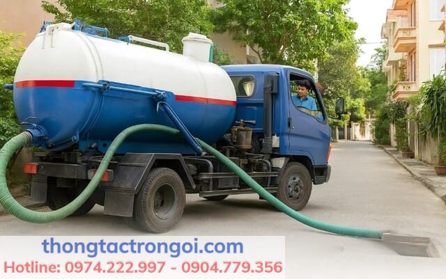 Xe hút bể phốt bao nhiêu khối phù hợp cho hộ gia đình và công trình
